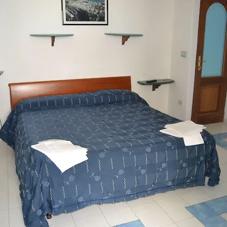 Piccolo Tirreno Procida